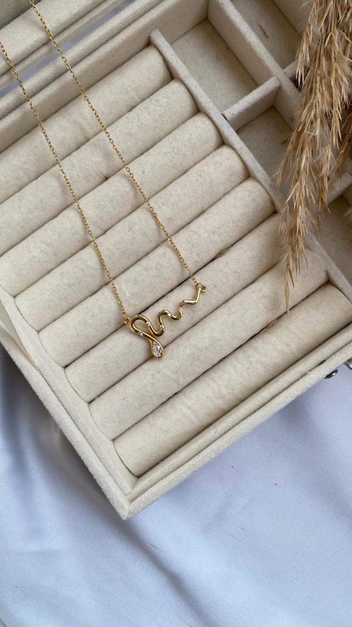 Serpentine Glow Necklace