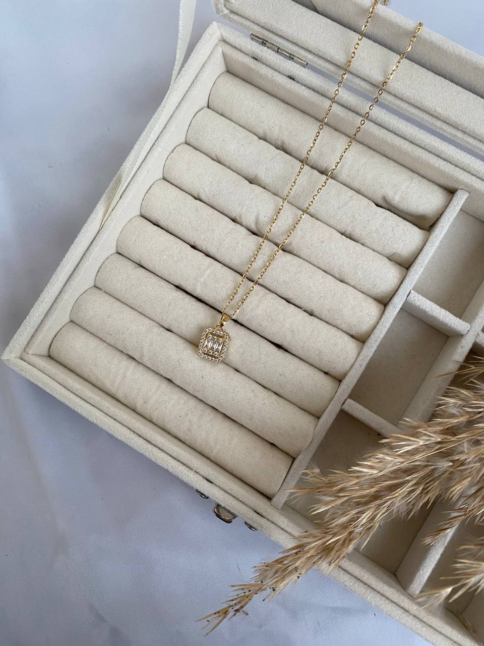 Soft Square Necklace